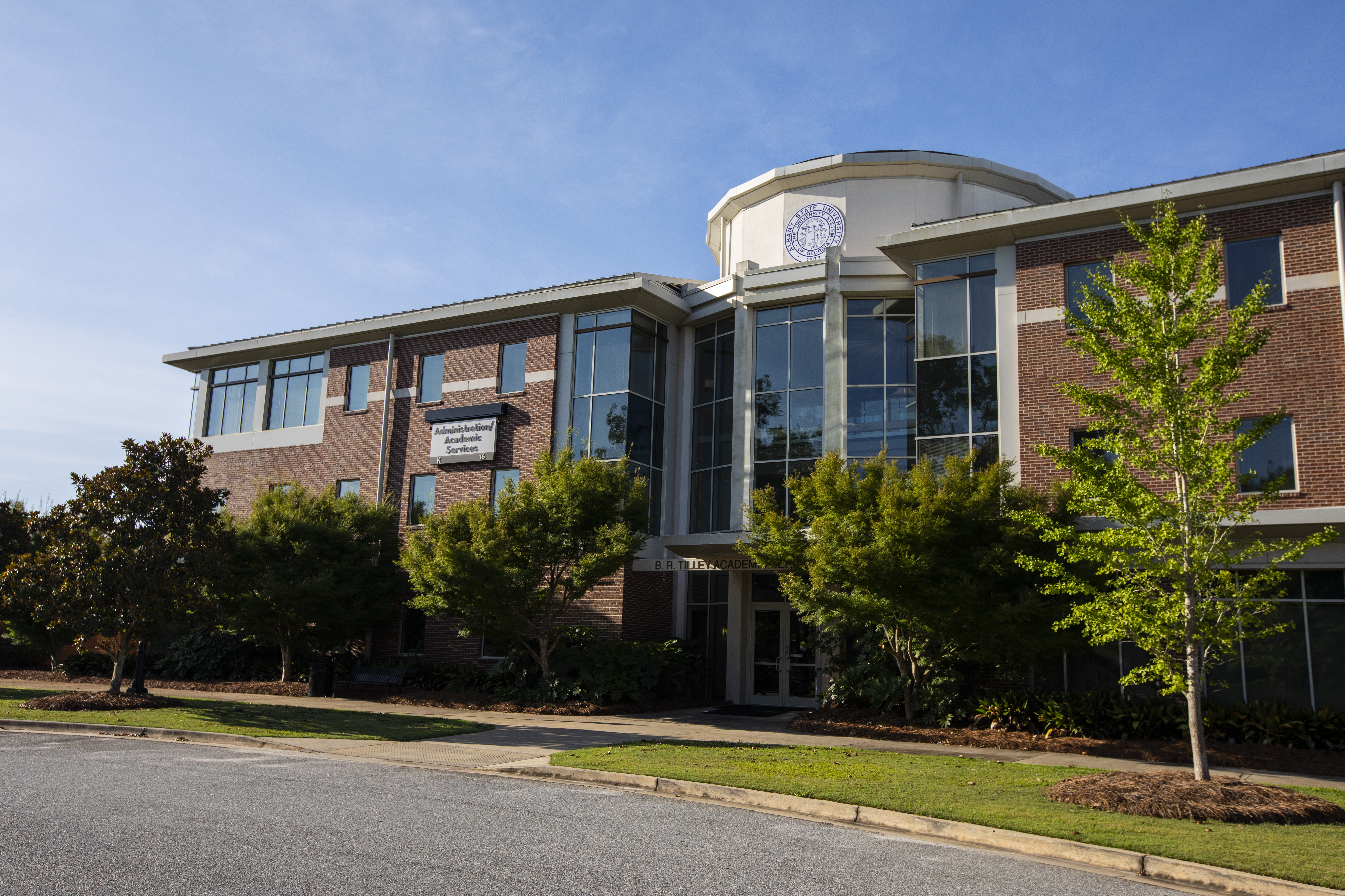 Academic Building 